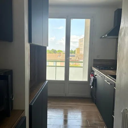 Charmant 3 Pieces Apartment *